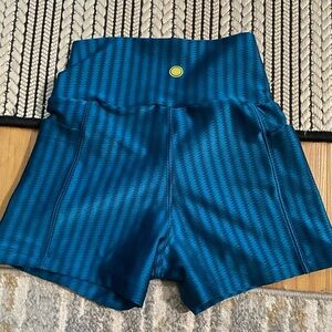 Lilikoi shorts brand new without tags never worn